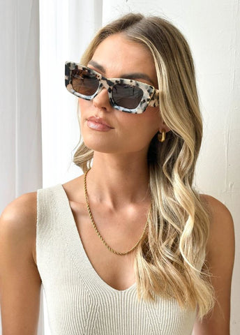 The Kaia Blonde Tort Brown Sunglasses