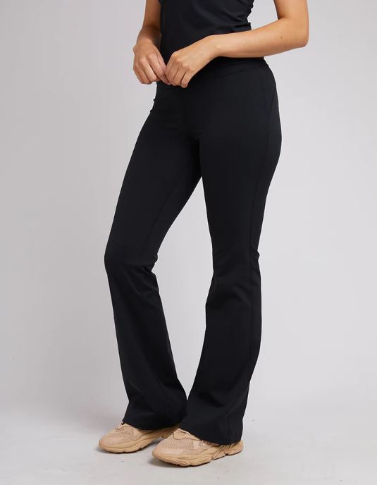 Active Flare Legging Black