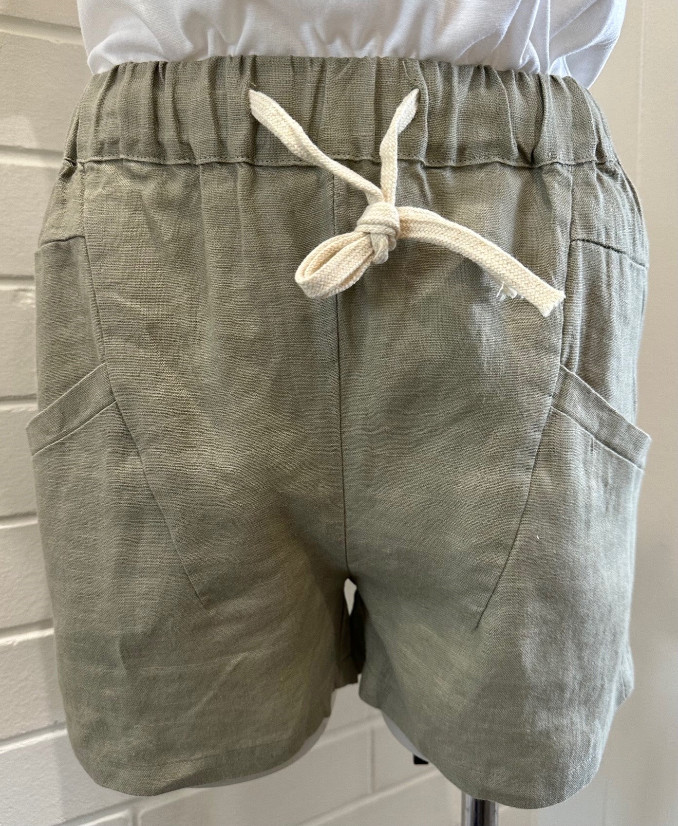 Luxe Linen Shorts - Khaki